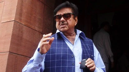 Shatrughan Sinha had become an enemy of this superstar due to politics, things did not work out even after pleading